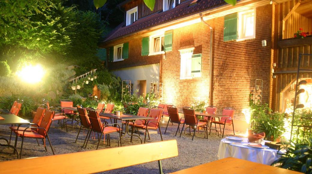 Hotel Gasthaus Schaefle Bürserberg エクステリア 写真