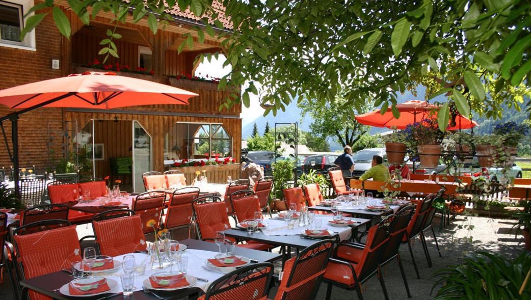 Hotel Gasthaus Schaefle Bürserberg エクステリア 写真