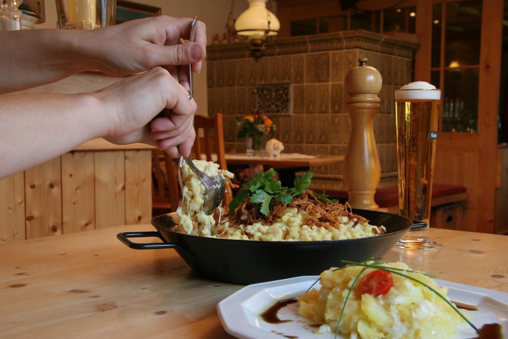Hotel Gasthaus Schaefle Bürserberg エクステリア 写真