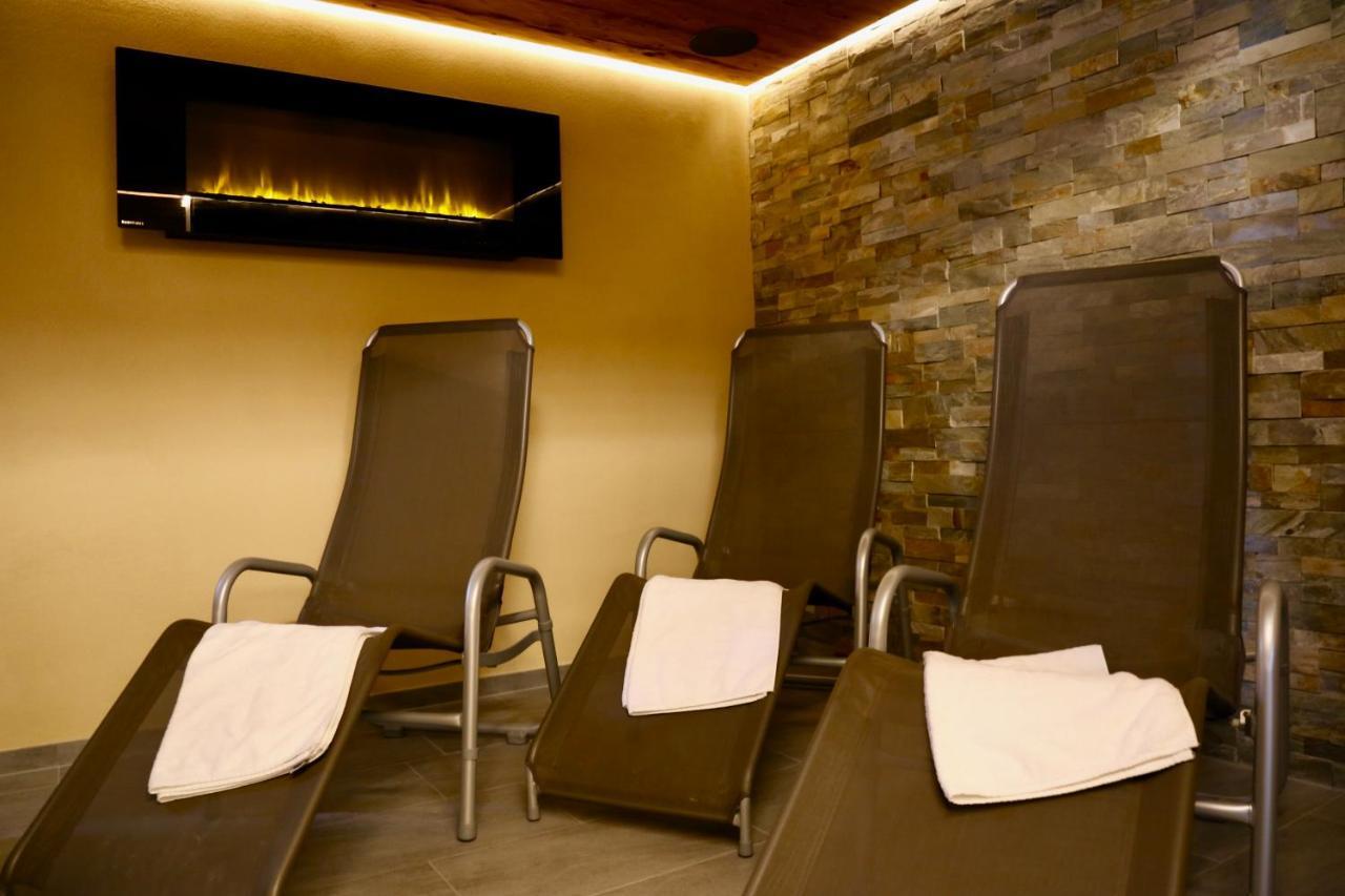 Hotel Gasthaus Schaefle Bürserberg エクステリア 写真