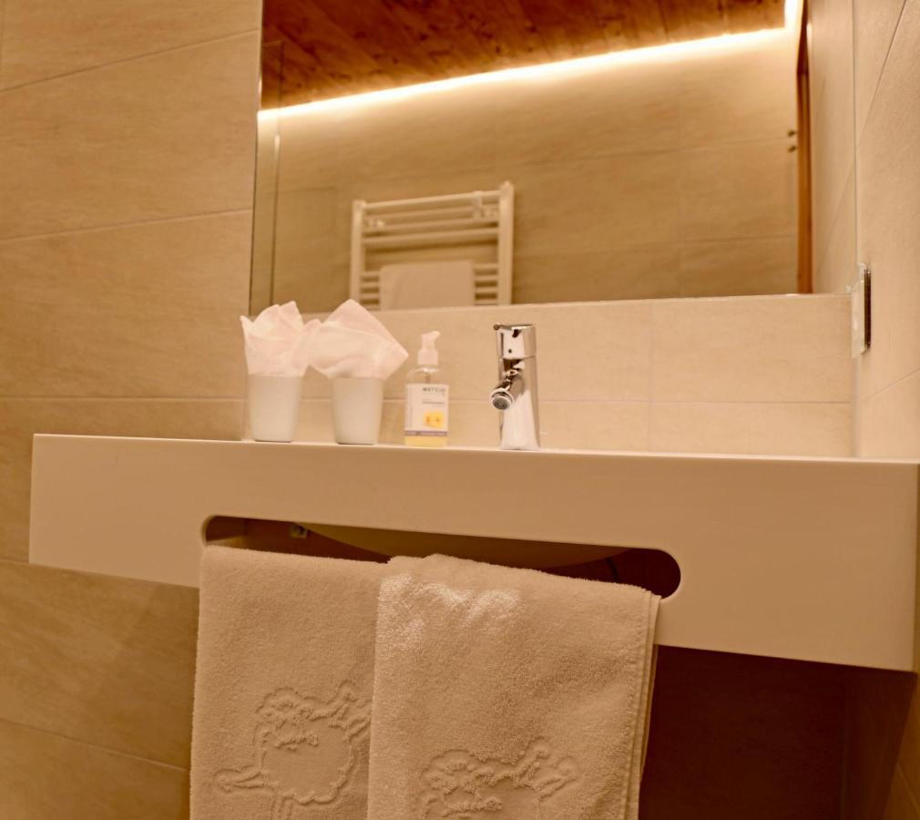 Hotel Gasthaus Schaefle Bürserberg エクステリア 写真